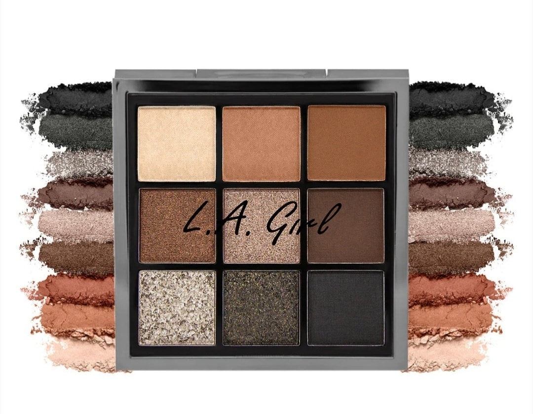 LA Girl Eyeshadow Palette  downplay