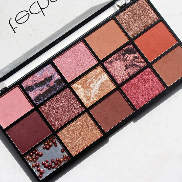 Technic Shadow Pallete :  persuasion