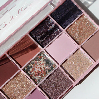 Technic Shadow Pallete :  unconditional