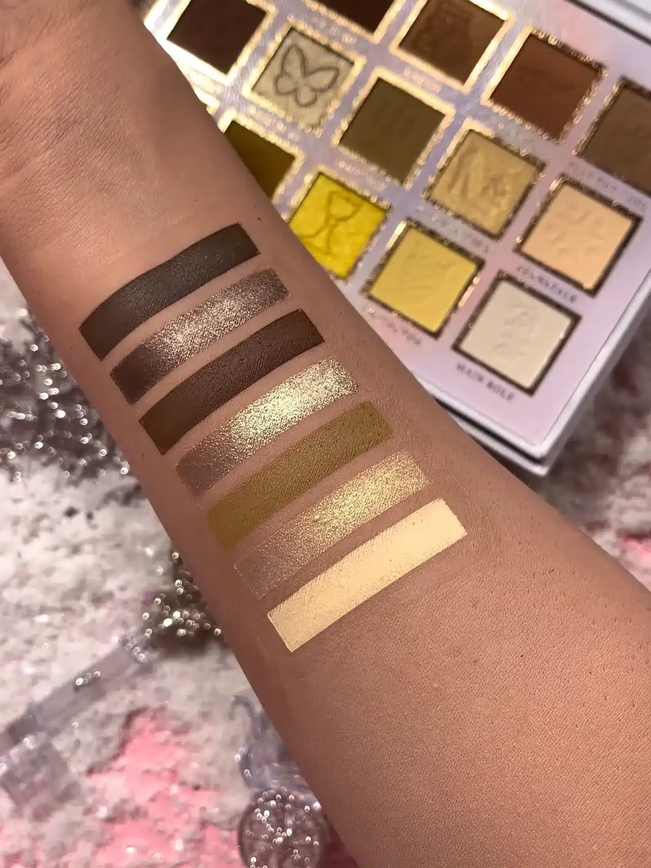 P.Louise - If The Crown Fits Palette